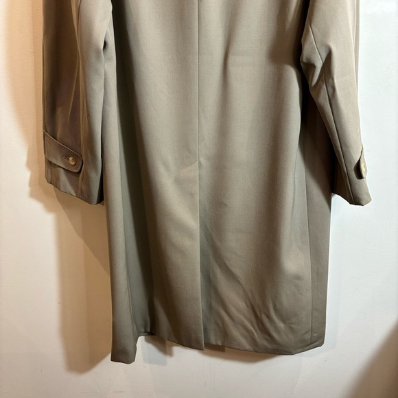 AQUASCUTUM Sz 38R Wool Lined Many  Pockets Slit in Back Buttoned Trenchcoat - Picture 5 of 16